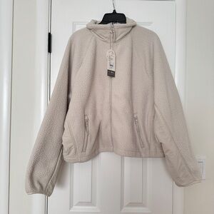 NWT Vuori Alpine Jacket Bone XL Cozy Fleece Sherpa